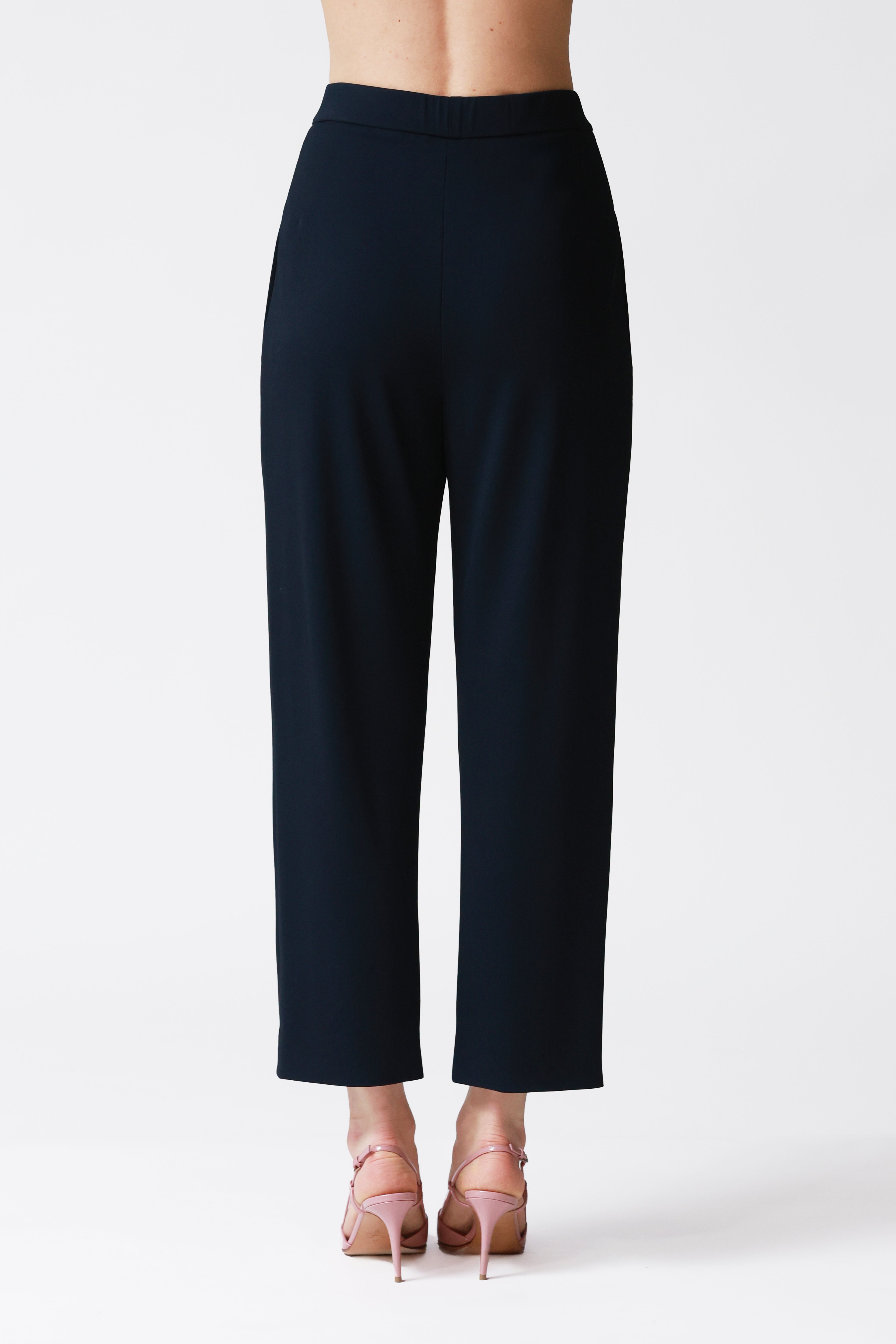 Yoshi Tapered Jersey Trousers in Navy