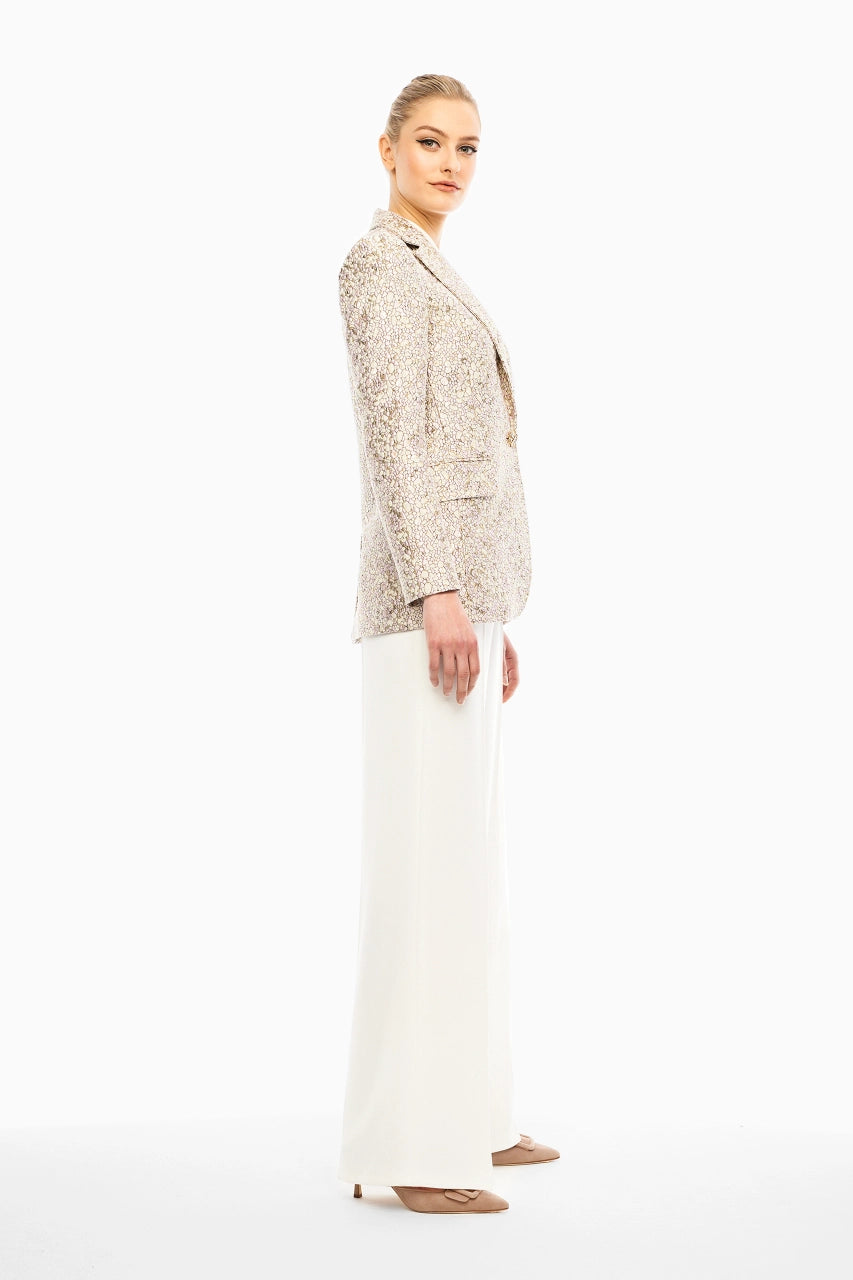 Taryn Blazer image 1
