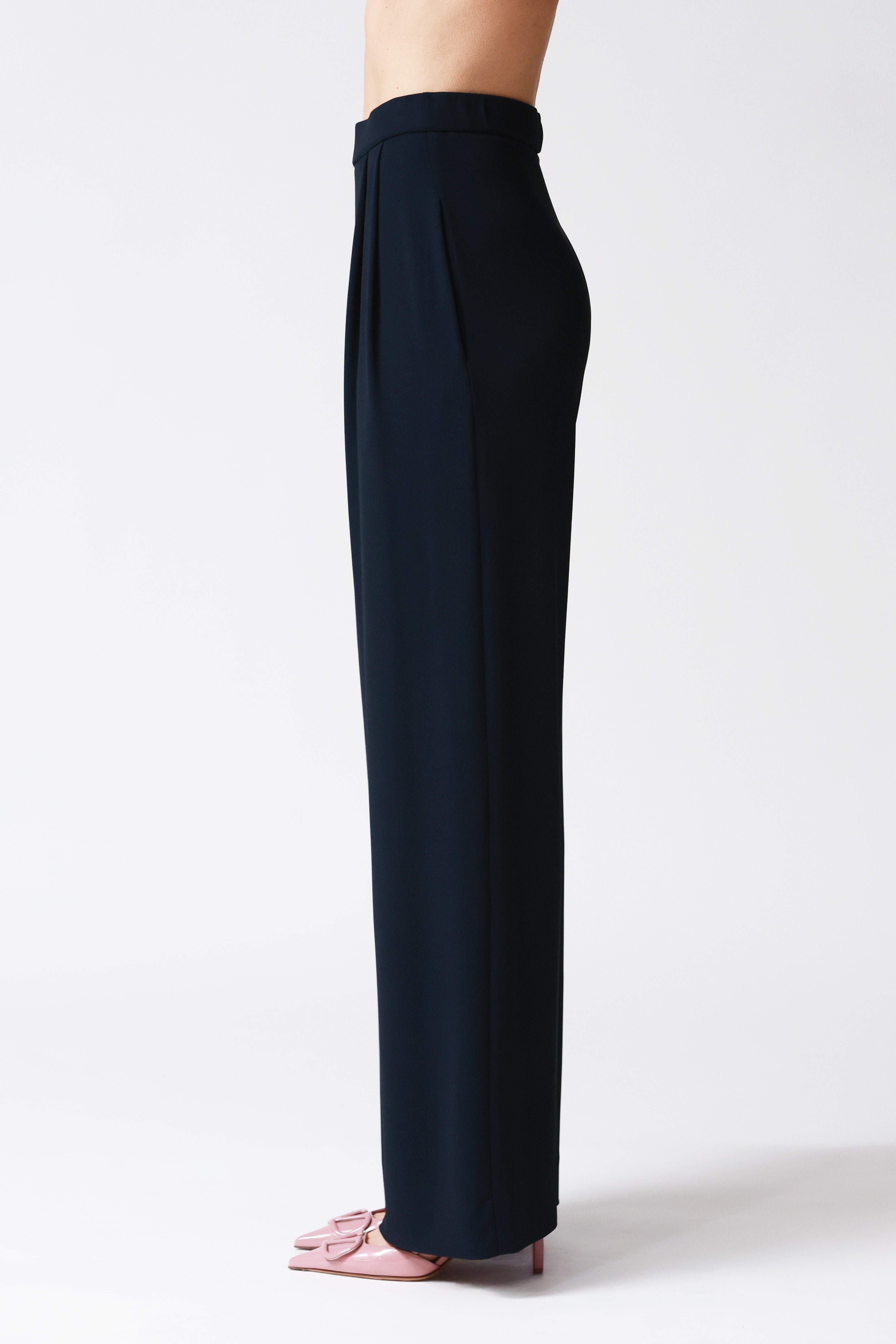 Layla Relaxed Jersey Trousers in Navy