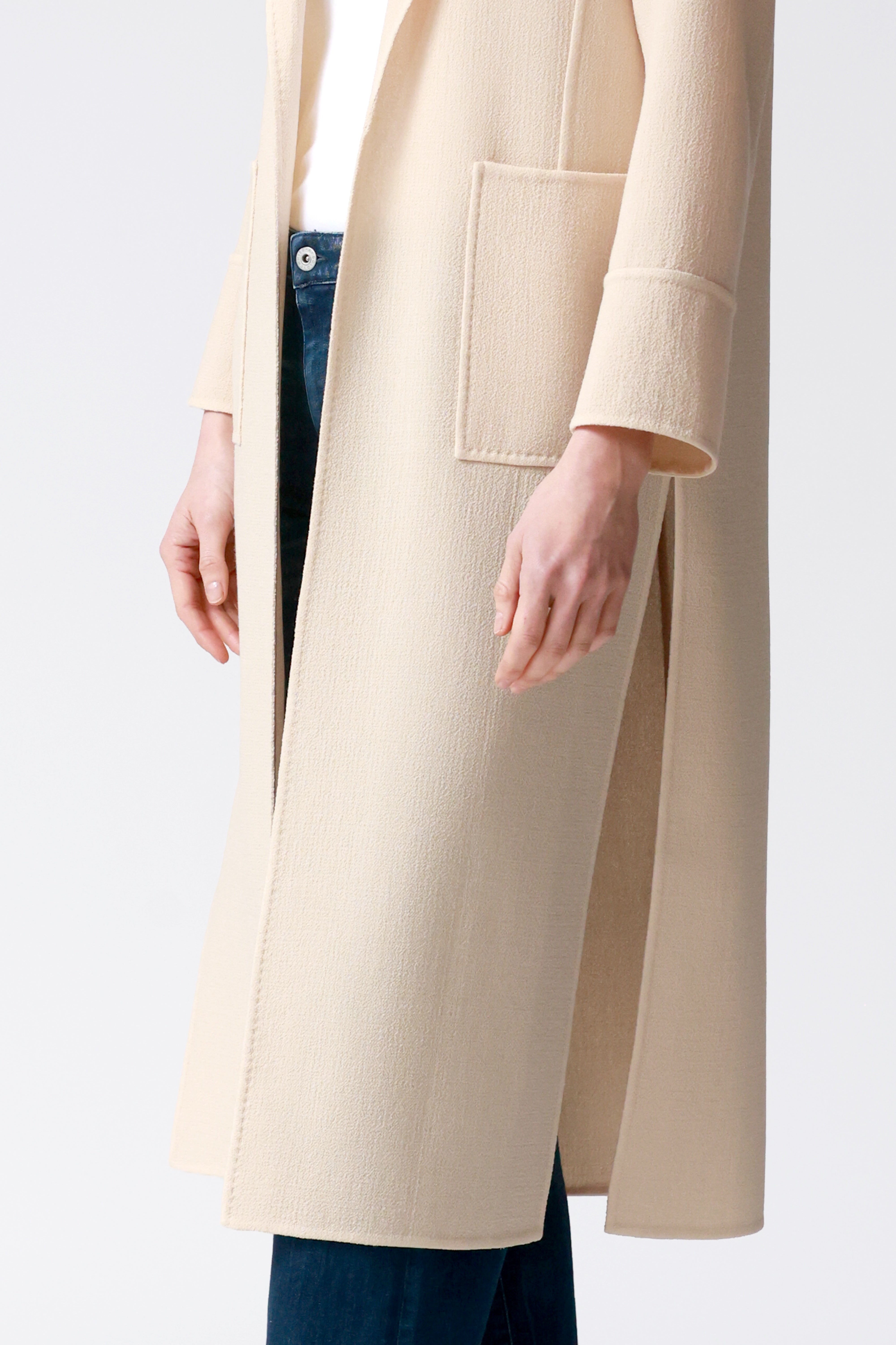 Lola Wool Crepe Coat in Blonde