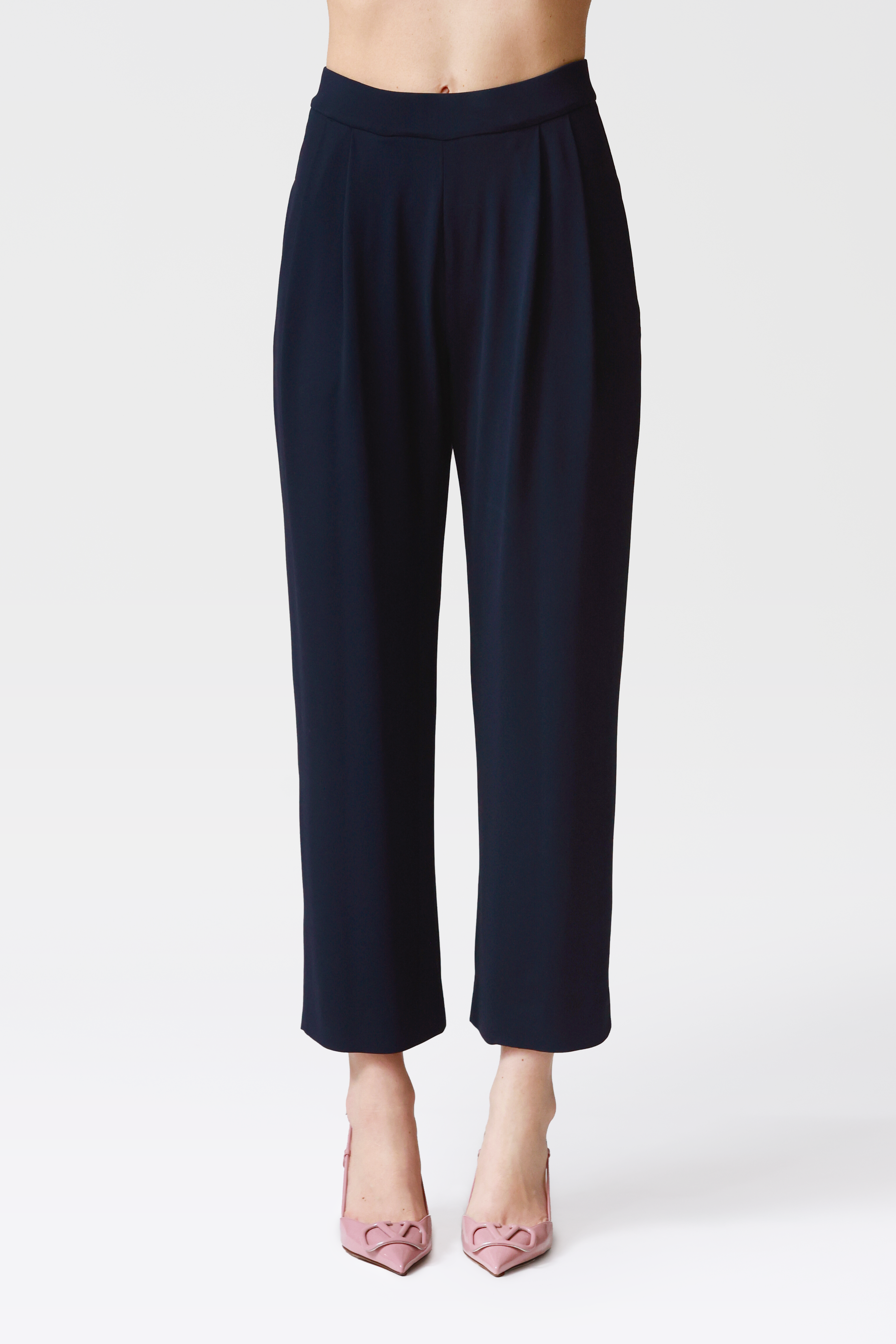 Yoshi Tapered Jersey Trousers in Navy
